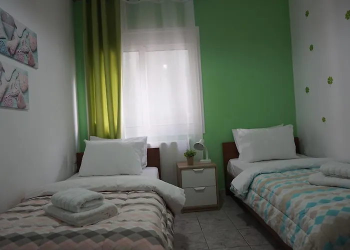 Aristotelous Square Luxury Apartment