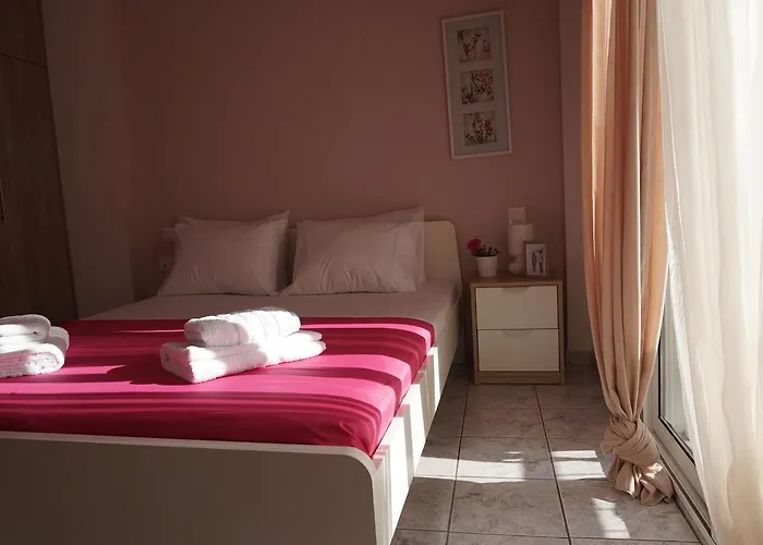 Aristotelous Square Luxury Apartment