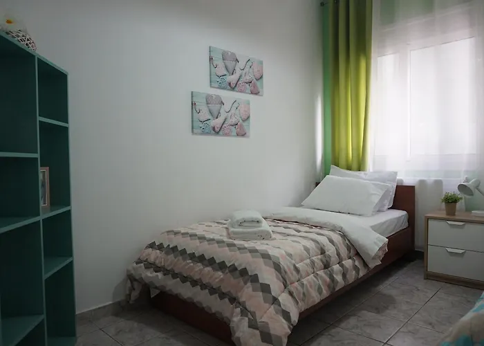 Aristotelous Square Luxury Apartment